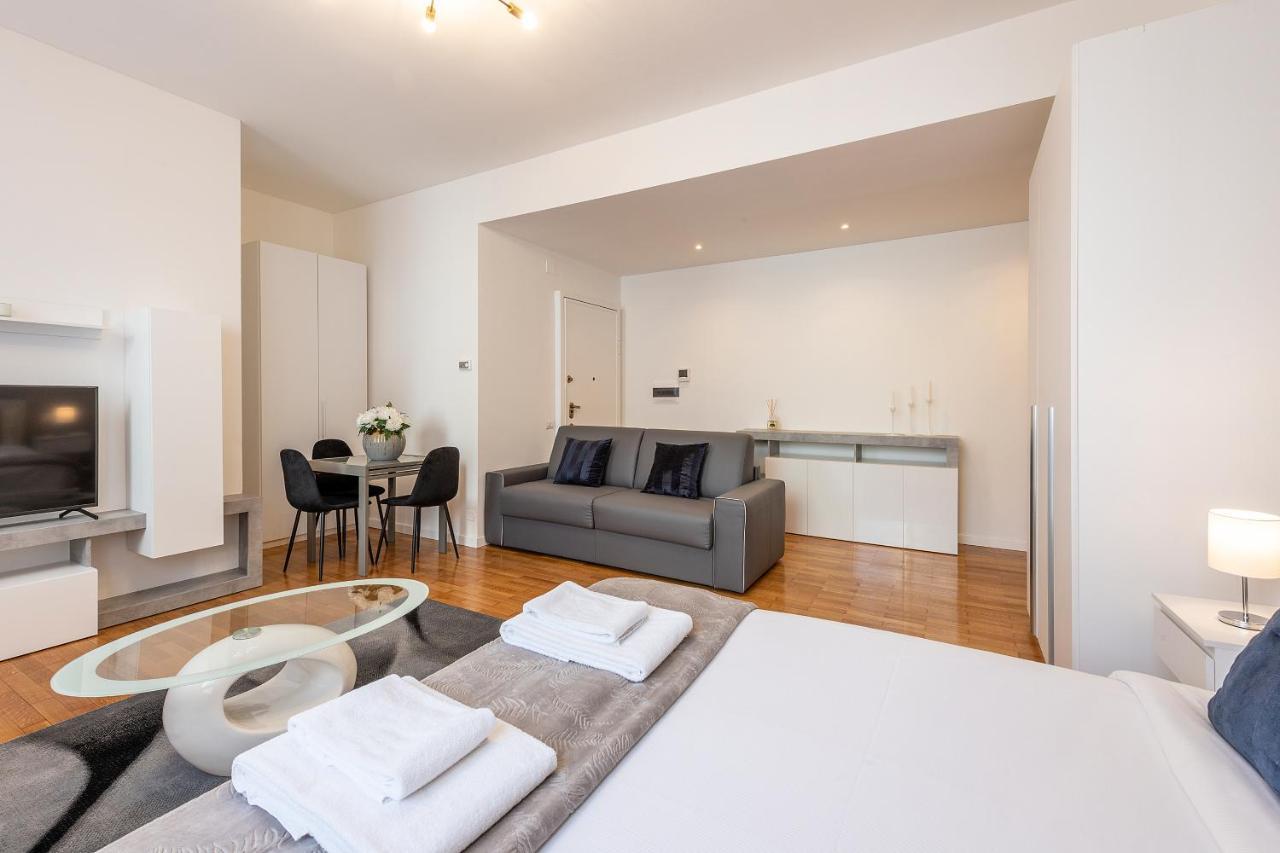 Milan Royal Suites - Centro Cadorna Exteriér fotografie