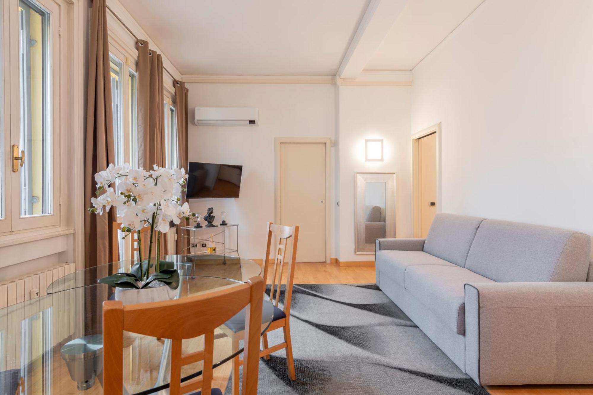 Milan Royal Suites - Centro Cadorna Exteriér fotografie